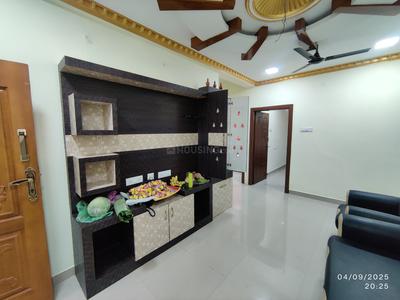 Living Room Image of 950 Sq.ft 2 BHK Apartment / Flat for rent in Vijaya Mahaveer Palace Apartment, First Agraharam Salem for Rs. 20000