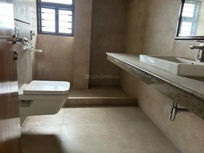 Bathroom Image of 2650 Sq.ft 3 BHK Apartment / Flat for sale in Raghu Estates, Alipore Kolkata for Rs. 45000000