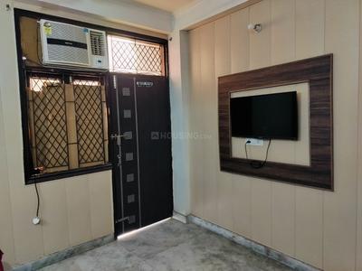 Bedroom Image of 470 Sq.ft 1 BHK Builder Floor for rent in Mahavir Enclave New Delhi for Rs. 16000