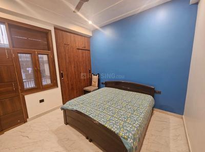 Bedroom Image of 1200 Sq.ft 2 BHK Builder Floor for rent in Delta I Greater Noida for Rs. 32000