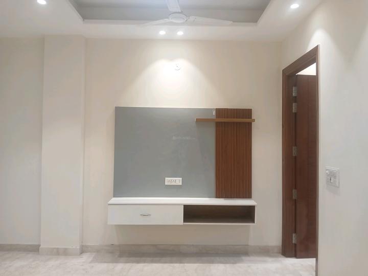 West Patel Nagar, Patel Nagar Main Image 1