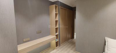 Bedroom Image of 1000 Sq.ft 2 BHK Apartment / Flat for sale in Raheja Atlantis, Worli Mumbai for Rs. 52500000