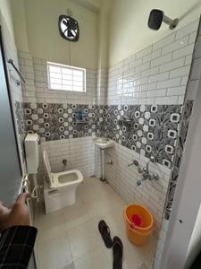Bathroom Image of 900 Sq.ft 3 BHK Independent House for rent in RRB Swaraj Enclave, Railway Station Area Kota for Rs. 25000