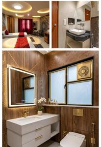 Bathroom Image of Royal stay luxury pg in Sector 43, Gurgaon