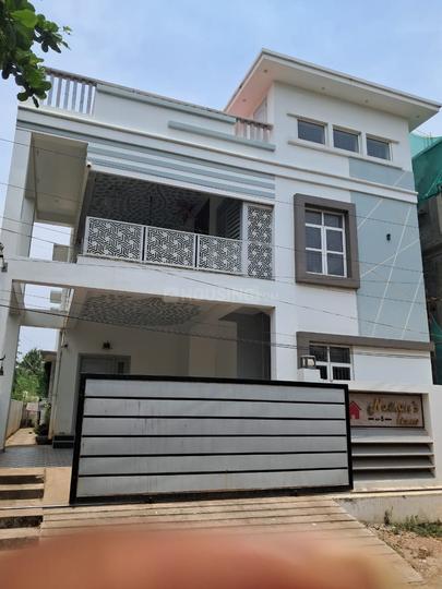 Hafsa Injambakkam More Images 1