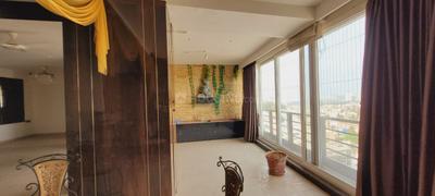 Balcony Image of 3600 Sq.ft 4 BHK Apartment / Flat for rent in Siroya Environ, Hebbal Bengaluru for Rs. 100000