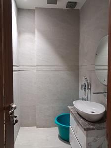 Common Bathroom Image of 1128 Sq.ft 3 BHK Builder Floor for sale in Paschim Vihar New Delhi for Rs. 22500000