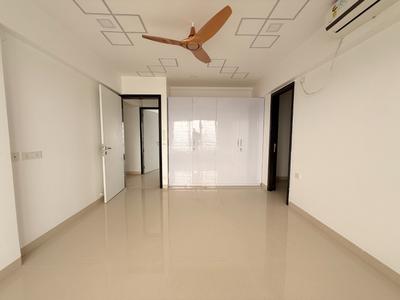 Hall Image of 3057 Sq.ft 3 BHK Apartment / Flat for sale in Kundan Emirus, Baner Pune for Rs. 60000000