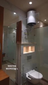 Bathroom Image of 13000 Sq.ft 8 BHK Independent House for sale in DLF Phase 3 Gurgaon for Rs. 185000000