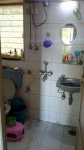 Bathroom Image of 585 Sq.ft 1 BHK Apartment / Flat for rent in HDIL Dheeraj Regency, Borivali East Mumbai for Rs. 23000