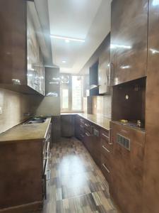 Kitchen Image of 2100 Sq.ft 3 BHK Apartment / Flat for rent in CGHS Hewo Apartment, Sector 31 Gurgaon for Rs. 55000