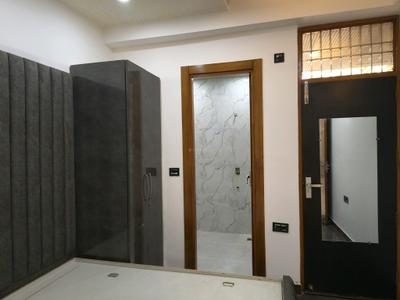 Bedroom Image of 1400 Sq.ft 3 BHK Builder Floor for sale in Indirapuram Ghaziabad for Rs. 13000000