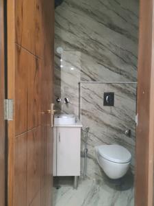 Common Bathroom Image of 1305 Sq.ft 3 BHK Builder Floor for sale in Maxheights Aravali One, Green Field Colony Faridabad for Rs. 14500000