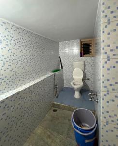 Bathroom Image of 500 Sq.ft 1 BHK Independent House for rent in Wilson Garden Bengaluru for Rs. 14000