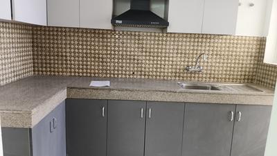Kitchen Image of 1750 Sq.ft 3 BHK Apartment / Flat for sale in Experion The Heartsong, Sector 108 Gurgaon for Rs. 17949000