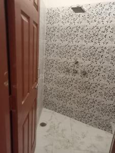 Bathroom Image of 1600 Sq.ft 3 BHK Apartment / Flat for sale in Jalvayu Vihar, Sector 20 Panchkula for Rs. 6000000