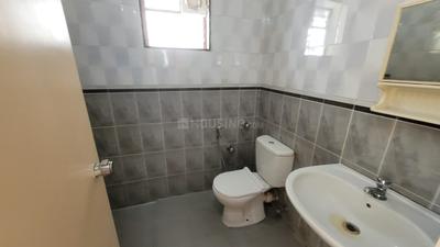 Bathroom Image of 1725 Sq.ft 3 BHK Apartment / Flat for sale in Skyline Barons, Kaloor Kochi for Rs. 14500000
