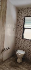 Bathroom Image of 1175 Sq.ft 2 BHK Apartment / Flat for sale in Shree Muniji Anand Garden, New Alkapuri Vadodara for Rs. 2800000