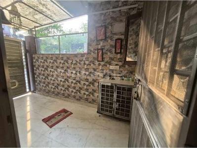 Bedroom Image of 1400 Sq.ft 2.5 BHK Apartment / Flat for sale in Kalkaji Extension New Delhi for Rs. 17000000