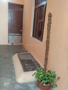 Balcony Image of 150 Sq.ft 1 BHK Builder Floor for rent in Gaushala Nagar Vrindavan for Rs. 6000