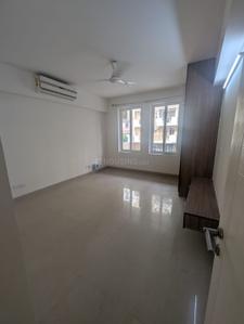 Bedroom Image of 1600 Sq.ft 3 BHK Apartment / Flat for rent in Emaar Emerald Floors Premier, Sector 65 Gurgaon for Rs. 57000