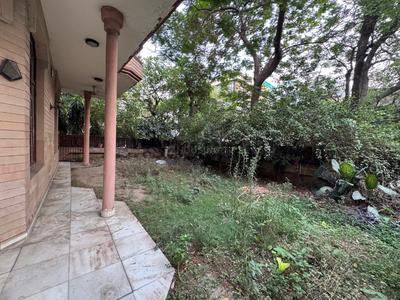 Image of 5800 Sq.ft 8 BHK Independent House for sale in New Friends Colony, New Delhi for Rs. 317500000