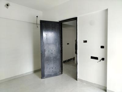 Bedroom Image of 1300 Sq.ft 3 BHK Apartment / Flat for sale in Shapoorji Pallonji Realty JP Homes, Hadapsar Pune for Rs. 12000000