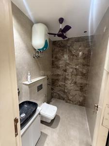 Bathroom Image of 1400 Sq.ft 3 BHK Builder Floor for sale in Pushpanjali Enclave RWA, Pitampura New Delhi for Rs. 33000000