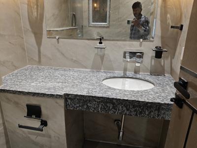 Bathroom Image of 900 Sq.ft 1 BHK Builder Floor for rent in Sector 55 Gurgaon for Rs. 40000