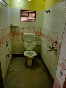 Image of 750 Sq.ft 2 BHK Builder Floor for rent in Baranagar, Kolkata for Rs. 8500