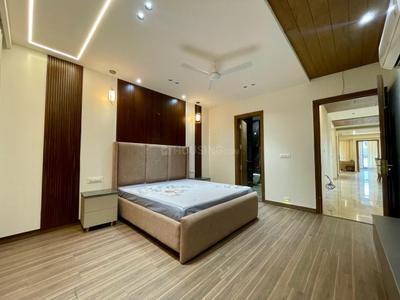 Bedroom Image of 3250 Sq.ft 4 BHK Apartment / Flat for sale in DLF The Valley Central, Sector 3 Panchkula for Rs. 26499999