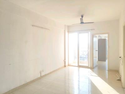 Living Room Image of 700 Sq.ft 2 BHK Apartment / Flat for sale in Signature Global The Millennia, Sector 37D Gurgaon for Rs. 7000000