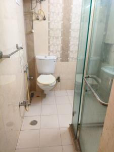 Bathroom Image of 1200 Sq.ft 2 BHK Apartment / Flat for sale in Kalu Sarai New Delhi for Rs. 27500000