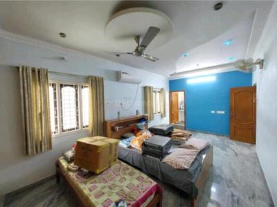Bedroom Image of 3000 Sq.ft 3.5 BHK Duplex for rent in Kolathur Chennai for Rs. 100000