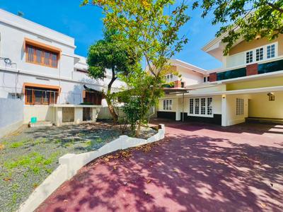 Image of 3000 Sq.ft 4 BHK Independent House for sale in Aluva, Kochi for Rs. 18200000