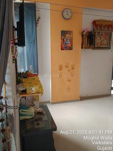 1 BHK Flat