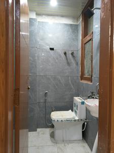 Common Bathroom Image of 1375 Sq.ft 3 BHK Builder Floor for sale in Vasundhara Ghaziabad for Rs. 8000000