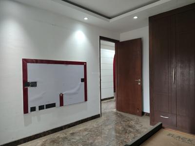 Bedroom Image of 1700 Sq.ft 3 BHK Apartment / Flat for rent in Said-Ul-Ajaib New Delhi for Rs. 40000