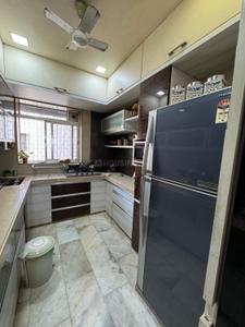 Kitchen Image of 910 Sq.ft 2 BHK Apartment / Flat for rent in Bandra East Mumbai for Rs. 80000