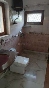 Image of 2400 Sq.ft 5 BHK Apartment / Flat for rent in DDA Flats Munirka, Munirka, New Delhi for Rs. 81000
