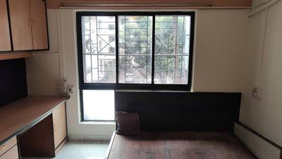 Kitchen Image of 650 Sq.ft 1 BHK Apartment / Flat for rent in Kothrud Pune for Rs. 30000