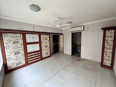 Hall Image of 1350 Sq.ft 3 BHK Apartment / Flat for sale in Khar West Mumbai for Rs. 90000000