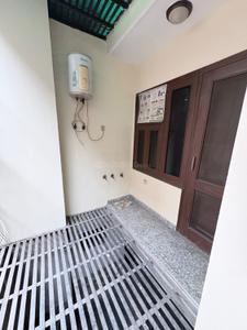 Balcony Image of 1800 Sq.ft 3 BHK Builder Floor for rent in AGCR Enclave New Delhi for Rs. 55000