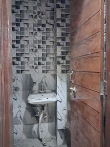 Common Bathroom Image of 900 Sq.ft 2 BHK Apartment / Flat for sale in JMD Vinayaka County, Sector 74 Noida for Rs. 4500000