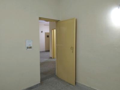 Bedroom Image of 1000 Sq.ft 3 BHK Apartment / Flat for sale in Sector 13 Rohini New Delhi for Rs. 16500000