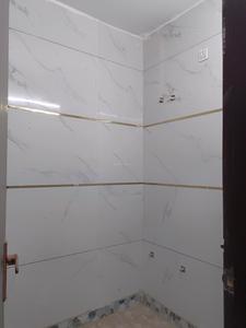 Common Bathroom Image of 950 Sq.ft 3 BHK Apartment / Flat for sale in Fairdeal Burari Dream Homes, Burari New Delhi for Rs. 4511000