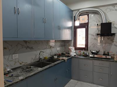 Kitchen Image of 2200 Sq.ft 3 BHK Builder Floor for rent in Sector 122 Noida for Rs. 42000