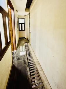 Balcony Image of 1800 Sq.ft 4 BHK Builder Floor for rent in Shahdara New Delhi for Rs. 55000