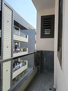 Bedroom One Image of 1100 Sq.ft 3 BHK Builder Floor for sale in Shastri Nagar Ghaziabad for Rs. 5565000