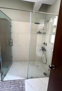 Bathroom Image of 7600 Sq.ft 6 BHK Apartment / Flat for sale in Purvanchal Silver Estate, Sector 50 Noida for Rs. 110000000
